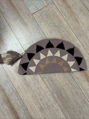 Guanabana Woven Semi-Circle Woven Tassel Clutch in Taupe, Black & Cream
